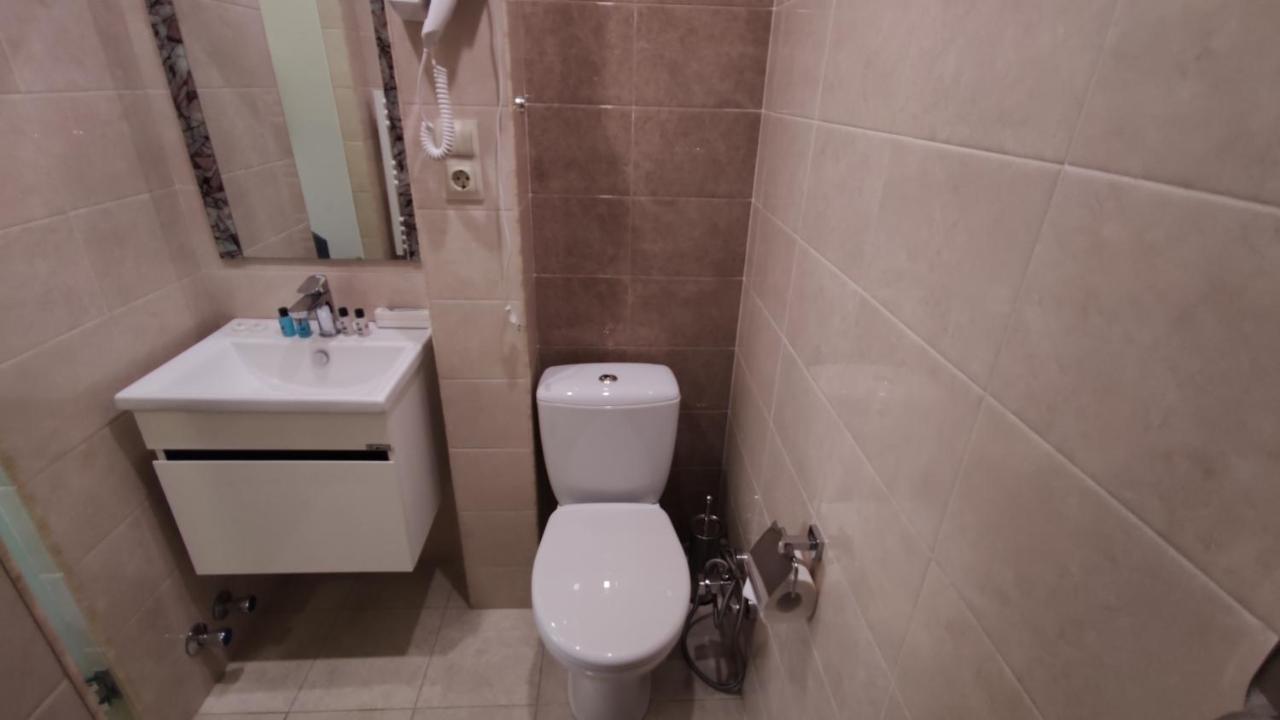 Evn Boutique Hotel 耶烈万 外观 照片